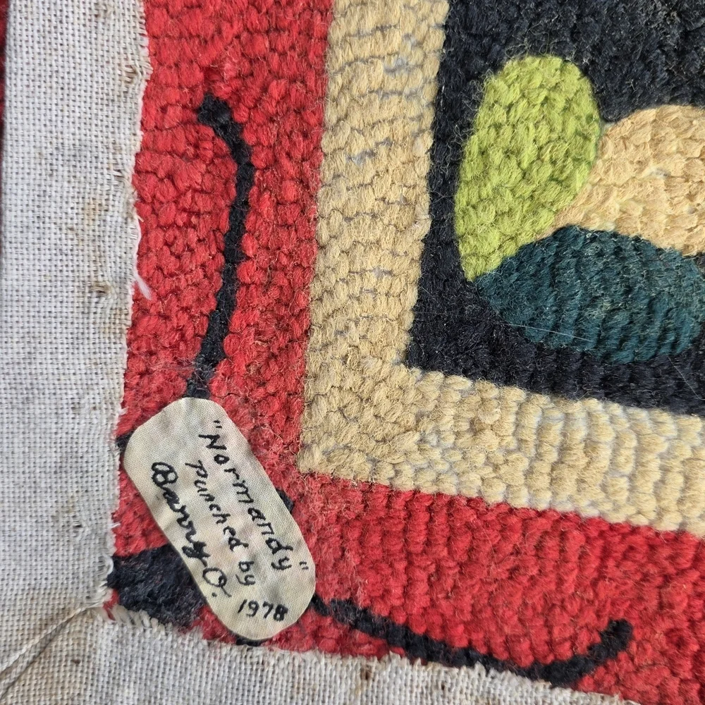 N/A needlepoint vintage